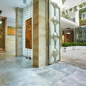 Апартаменты Palazzo Beltrade, Милан