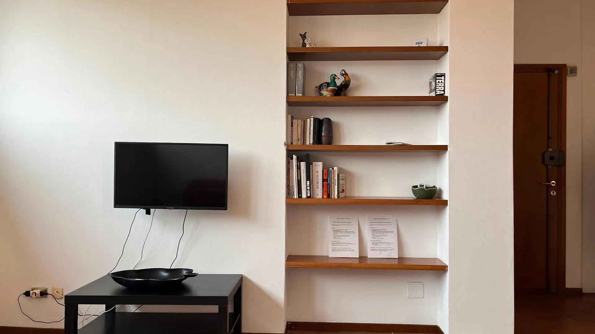 Apartment Very Close To The Central Area ミラノ イタリア